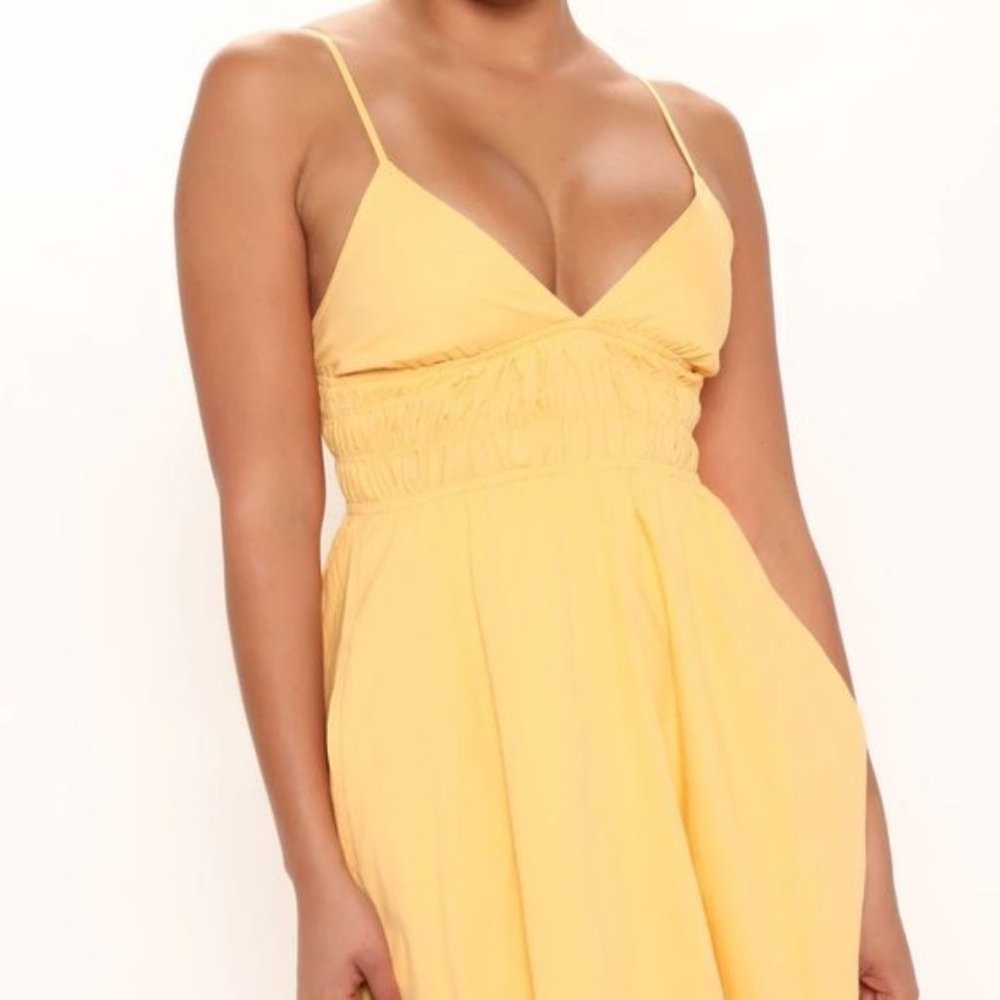 NWOT Fashion Nova V Neck Yellow Juno Maxi Dress Size Medium Cocktail Party - Picture 3 of 11